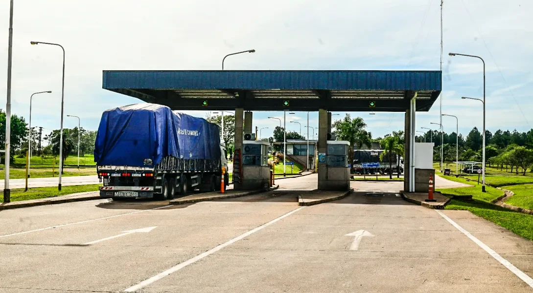 Misiones publicó las resoluciones que eliminan el pago a cuenta en rutas y termina con la “aduna paralela”