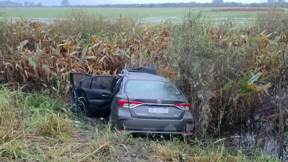 Hallaron casi $183 millones ocultos en un auto que chocó en Corrientes: investigan el origen del dinero