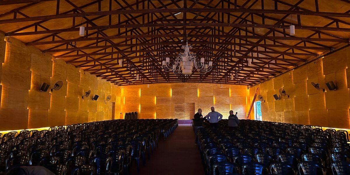 Una ciudad de Misiones inaugura su Cine Teatro con capacidad para mil personas y pantalla gigante para el Mundial