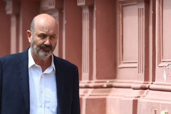 El Gobierno impulsa la ley Hojarasca en el Senado y posterga el debate sobre Ficha Limpia