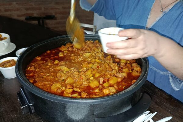 Paso de la Patria se prepara para la 7° Fiesta Provincial del Estofado con gastronomía, chamamé y tradición