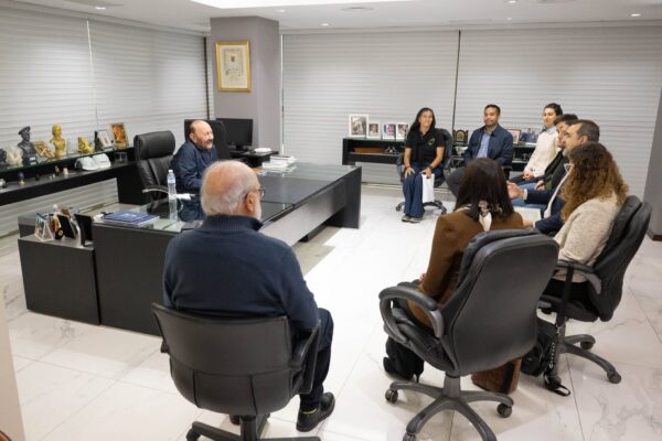 Insfrán recibió a ingenieros de Formosa y cuestionaron el impacto de la paralización de la obra pública nacional