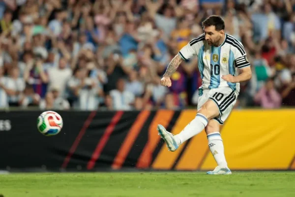Argentina vs. Inglaterra por la semifinal del Mundial 2026: horario, dónde verlo y posibles formaciones