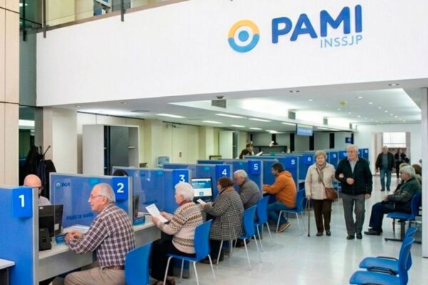 Clínicas advierten por una crisis con PAMI y denuncian una deuda de $500.000 millones