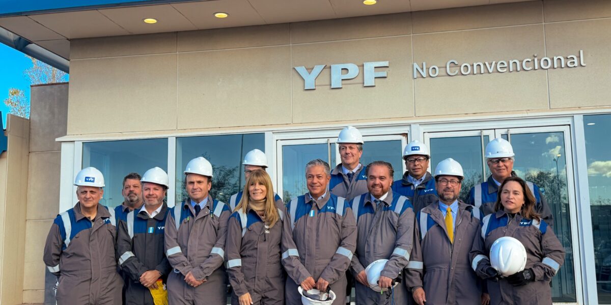 Chile ofreció sus puertos a Argentina para exportar gas y petróleo de Vaca Muerta hacia Asia