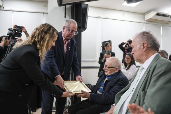 Posadas reúne a especialistas de 11 países en un congreso sobre el legado jesuítico-guaraní
