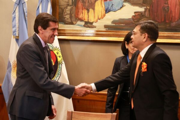 Una minera estatal de la India analiza invertir en proyectos de cobre y oro en Jujuy