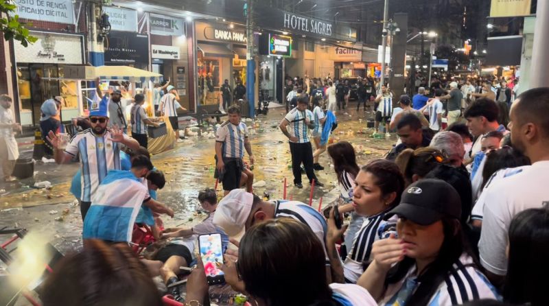 La final del Mundial terminó con disturbios entre brasileños y argentinos en Balneário Camboriú