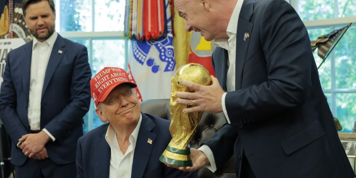 Donald Trump impulsa a Gianni Infantino como candidato para conducir la ONU