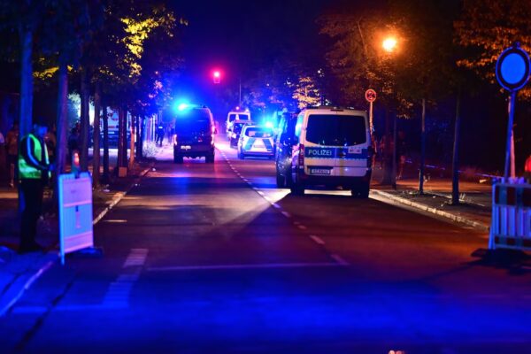 Un vehículo atropelló a una multitud durante la celebración del Orgullo en Berlín: un muerto y 17 heridos