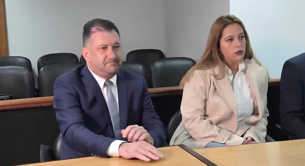 Kueider espera sentencia en Paraguay por los USD 200.000 sin declarar