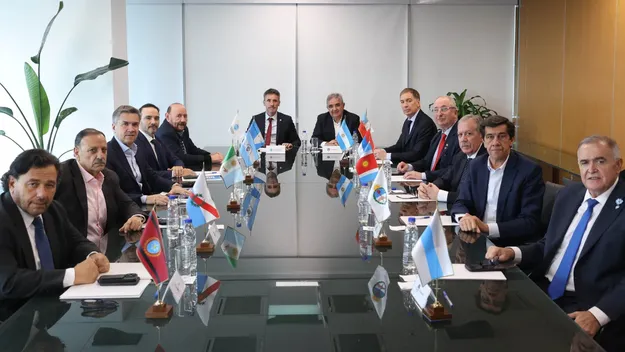 Los gobernadores del Norte Grande se reunirán en Posadas con una agenda centrada en obras y financiamiento