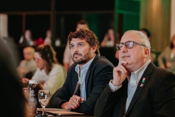 El Gobierno de Misiones reorganizó el gabinete y suprimió tres ministerios