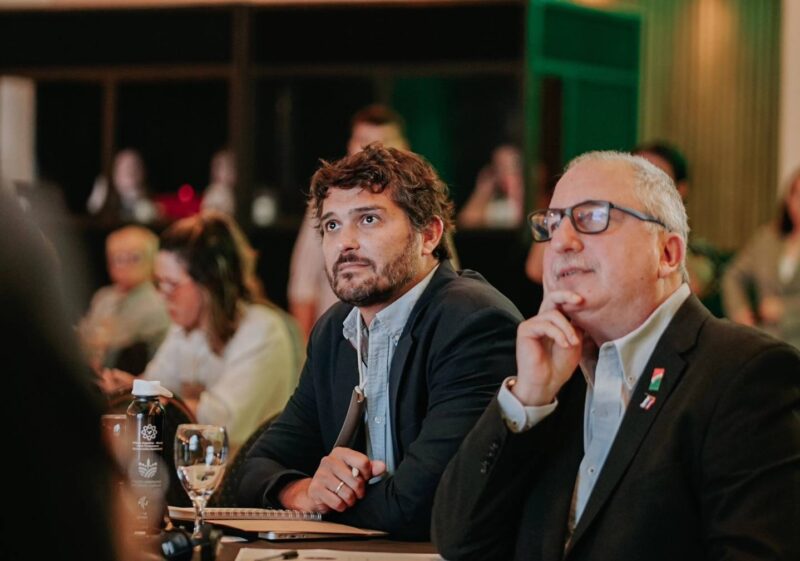 El Gobierno de Misiones reorganizó el gabinete y suprimió tres ministerios