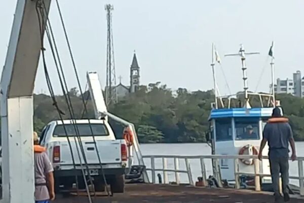 Corrientes: El Puerto de Alvear volvió a operar y se reactivó el cruce con Brasil