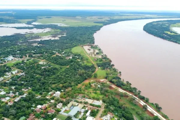 Corrientes: Prefectura alertó por la crecida extraordinaria del río Uruguay y el riesgo para embarcaciones
