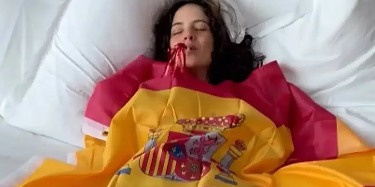 Tras la polémica y las entradas devueltas, Rosalía pidió disculpas por haber compartido un video contra la Selección argentina