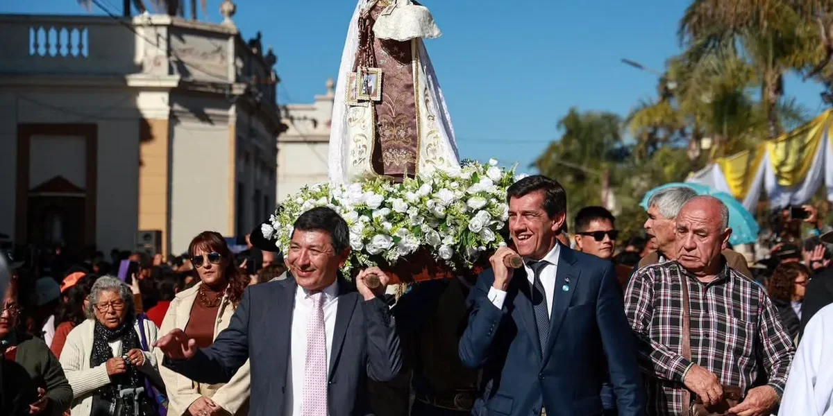 El Carmen, Jujuy, renovó su devoción por la Virgen del Carmen con una multitudinaria celebración