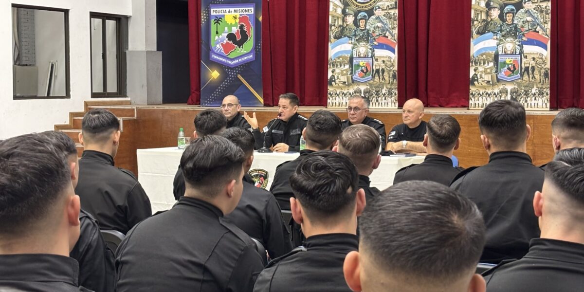 Misiones incorporó 247 nuevos policías para reforzar la seguridad en los 79 municipios