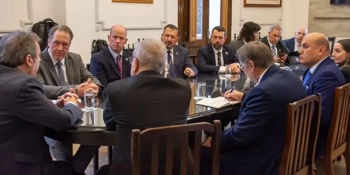 Bernis recibió a una delegación de Utah interesada en inversiones y cooperación con Jujuy
