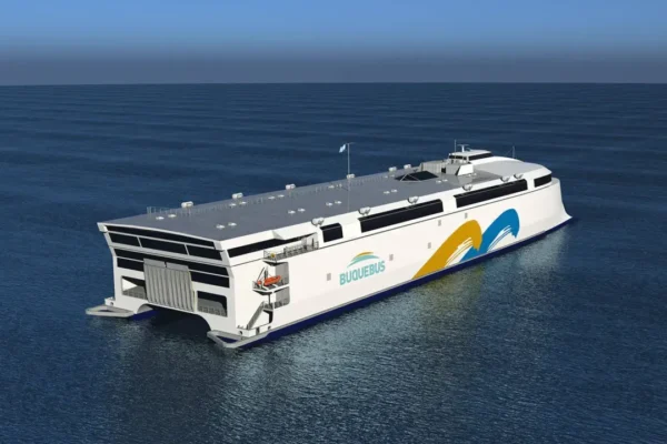 El ferry eléctrico más grande del mundo ya viaja hacia el Río de la Plata: tiene capacidad para 2.100 pasajeros