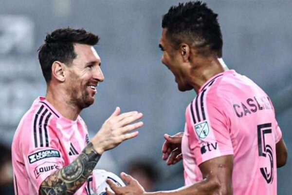 Casemiro elogió a Messi por volver a jugar cuatro días después de la muerte de su padre: “Nunca había visto eso en mi vida”