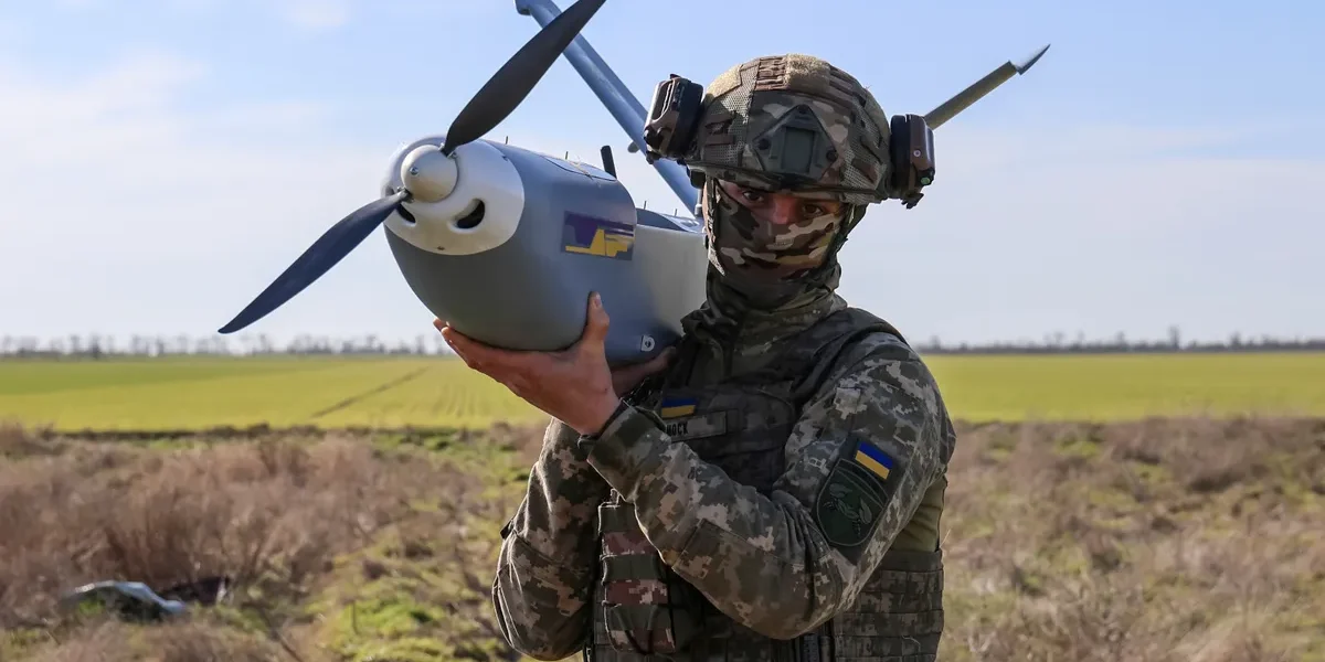Según The Financial Times, grupos criminales de Colombia envían hombres a la guerra en Ucrania para capacitarse con drones