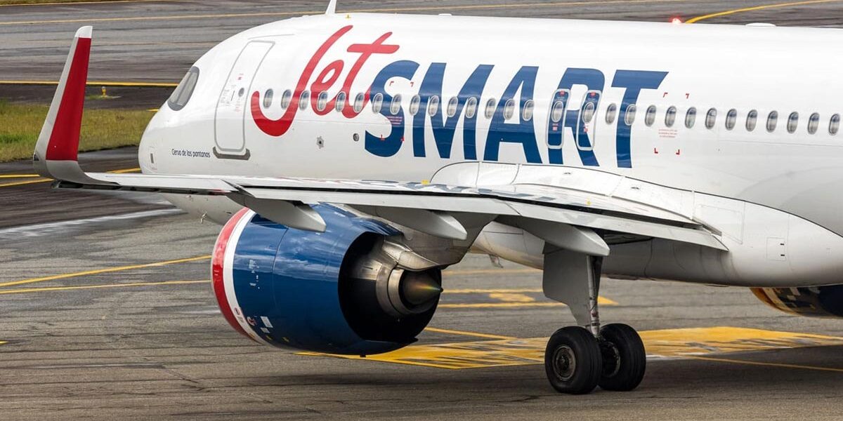 JetSMART fue autorizada a volar entre Ezeiza y Medellín con hasta siete frecuencias semanales