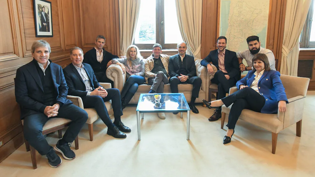Karina Milei encabeza una reunión clave para ordenar la estrategia del Gobierno en Diputados