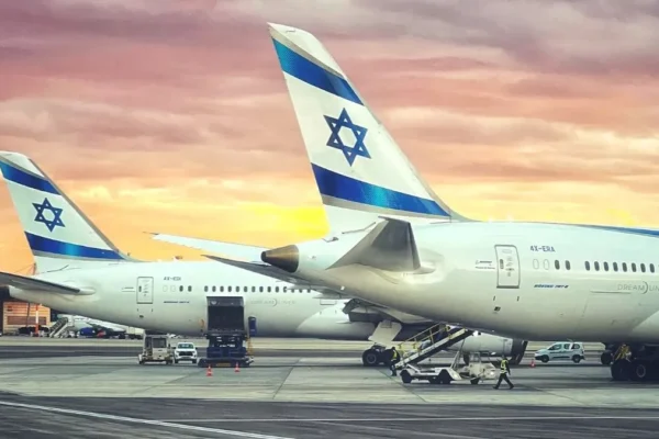 Argentina capacita a policías aeroportuarios en hebreo ante la llegada de vuelos de la aerolínea israelí El Al