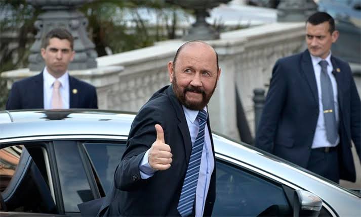 Gildo Insfrán anunció una suba del 15% para docentes de su provincia: se pagará entre agosto y octubre