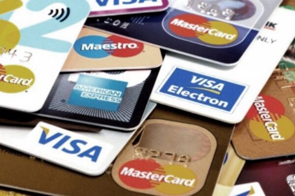 Menos ahorro y más deudas: casi la mitad de la clase media reconoce dificultades para cubrir sus gastos