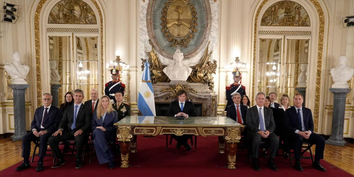 El Gobierno va contra las empresas que operen sin autorización argentina en Malvinas: las nuevas sanciones