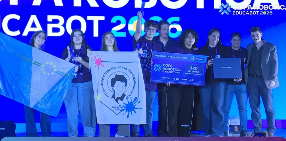 Formosa subió al podio nacional de la Copa Robótica con estudiantes de la Santo Domingo Savio