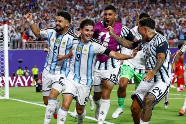 La Selección Argentina vuelve a jugar en el país y enfrenta a Bolivia esta noche en Córdoba