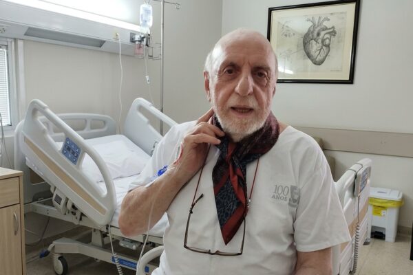 Horacio Pagani fue operado de urgencia tras un estudio de rutina: le colocaron un stent en la carótida