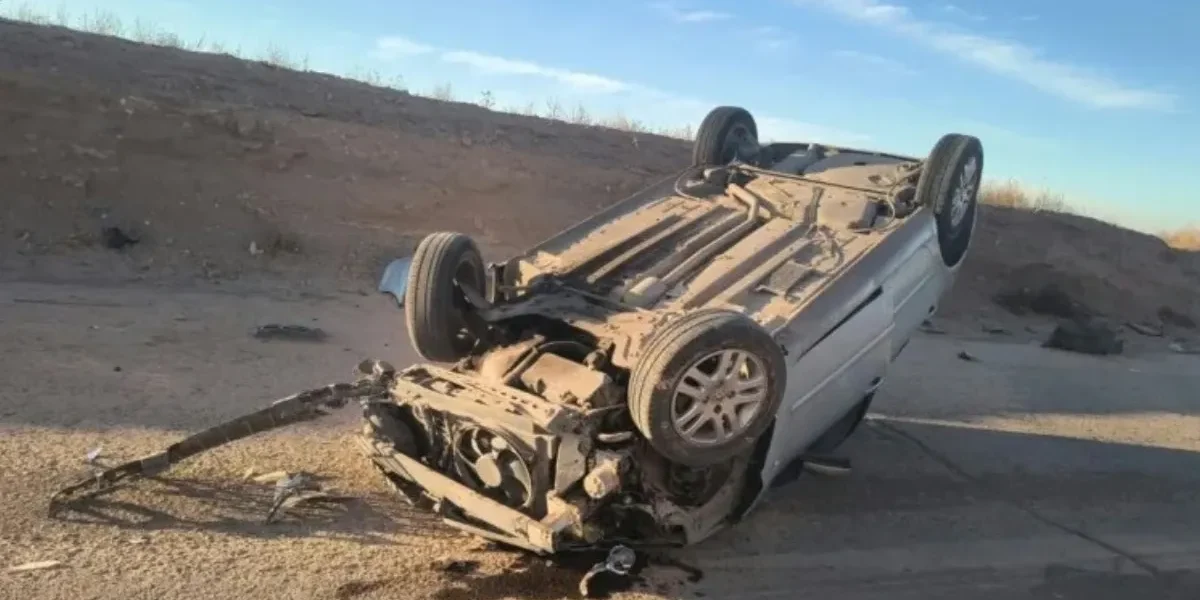 Tres muertos y tres heridos tras el vuelco de una camioneta sobre la Ruta 40: el conductor tenía alcohol en sangre