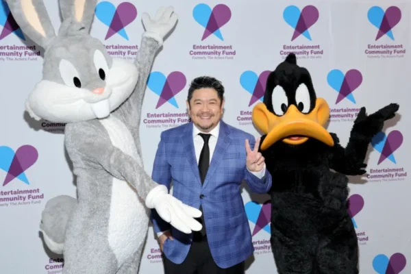 Murió Eric Bauza a los 46 años, la voz detrás de Bugs Bunny, el Pato Lucas y otros clásicos de los Looney Tunes