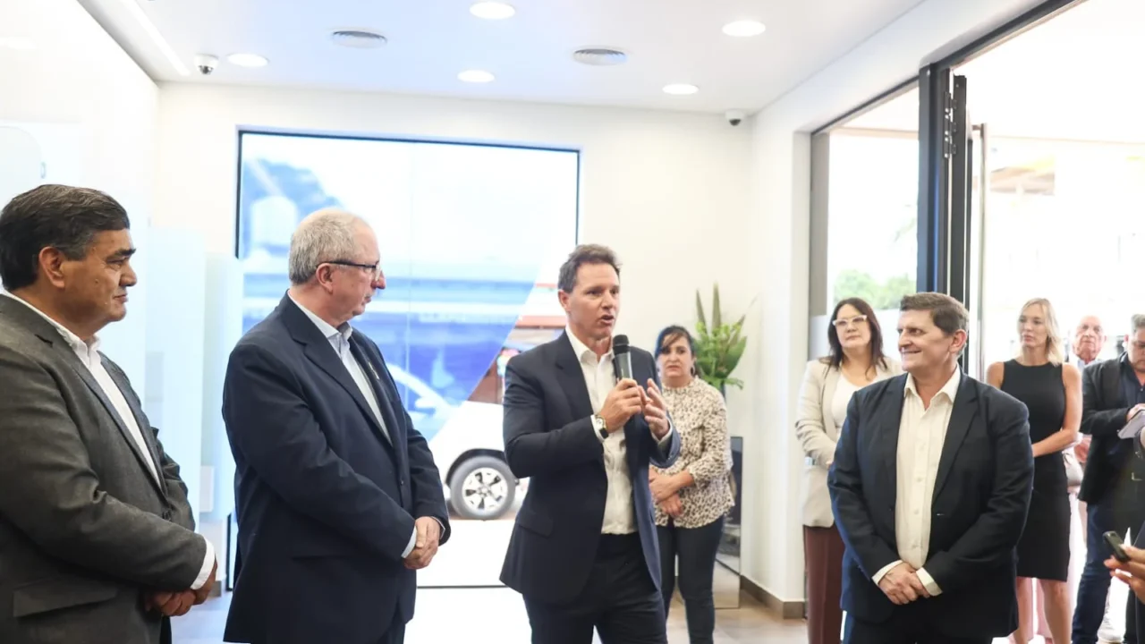 El presidente del Banco Macro, Jorge Brito, advirtió por la crisis del comercio y la industria: “No la están pasando bien”