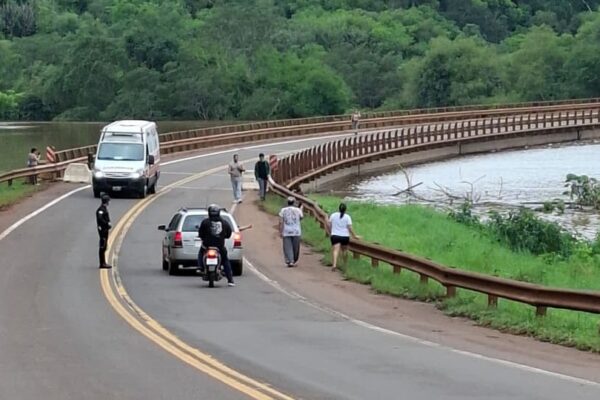 Misiones: reabrieron parcialmente dos puentes de la Ruta 12 tras la bajante de los arroyos